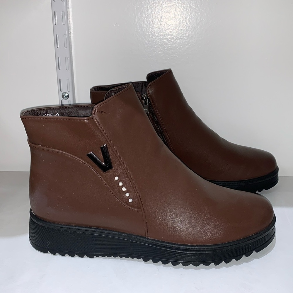 WOMENS BROWN BOOTS